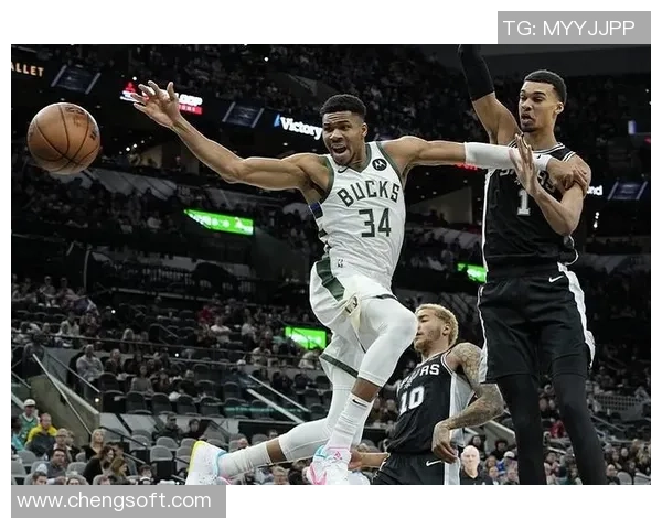 文班亚马首场比赛表现抢眼五次盖帽加隔扣字母哥引发广泛讨论